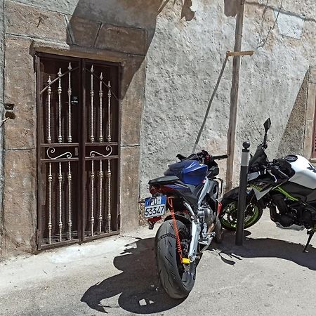 Casa Ele - The Alchemist'S House - Bikes Friendly - Сасари Екстериор снимка